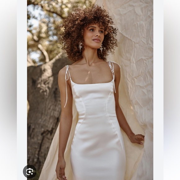 Katherine Tash Leda Gown - Picture 3 of 12